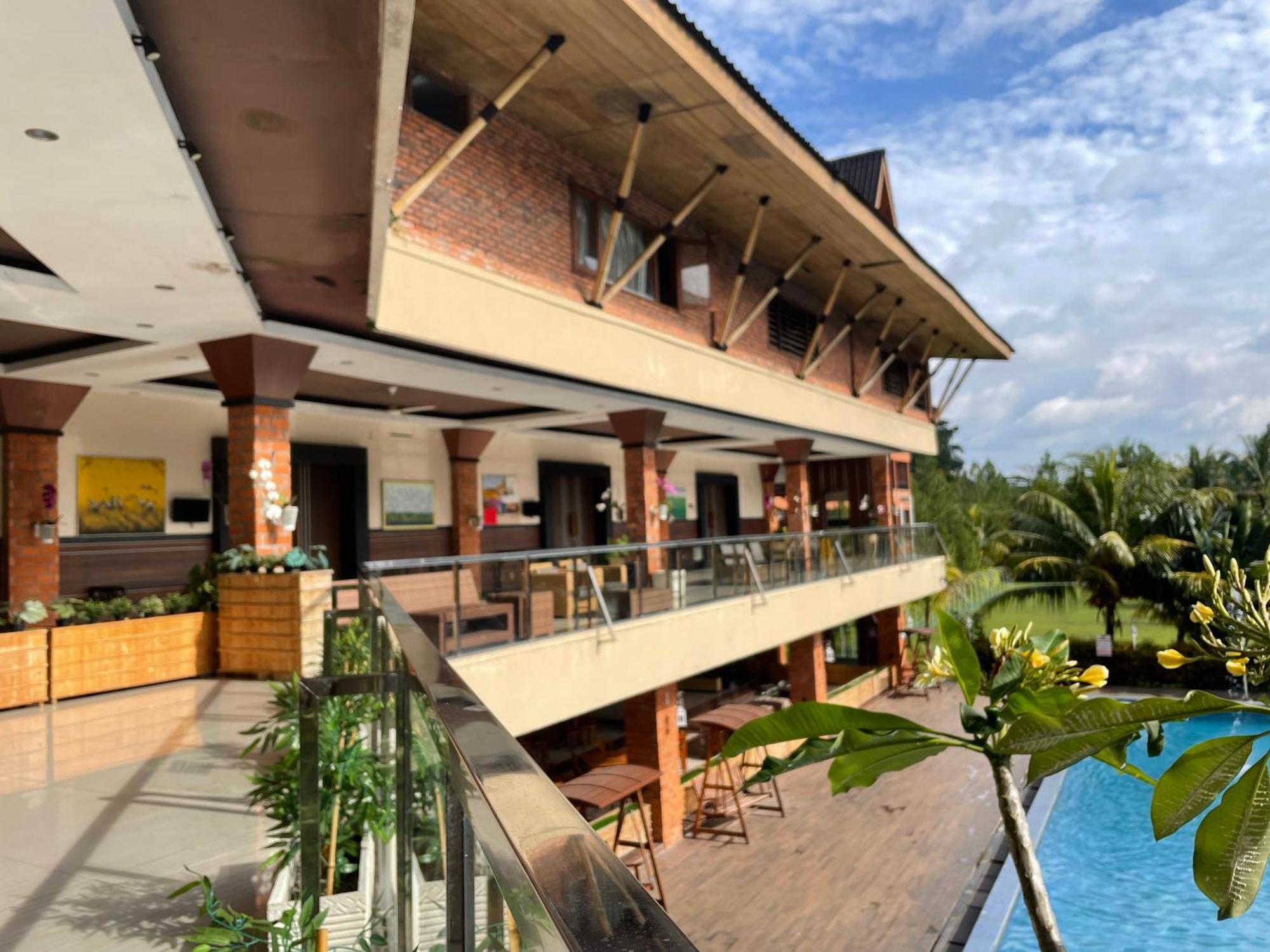 Grand Mulya Hotel Bogor Exteriör bild