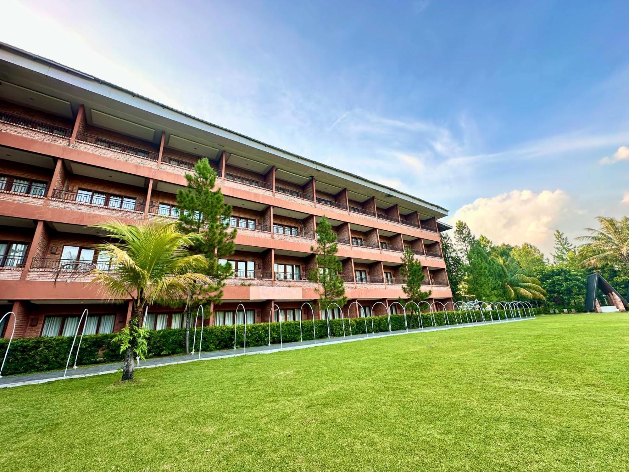 Grand Mulya Hotel Bogor Exteriör bild