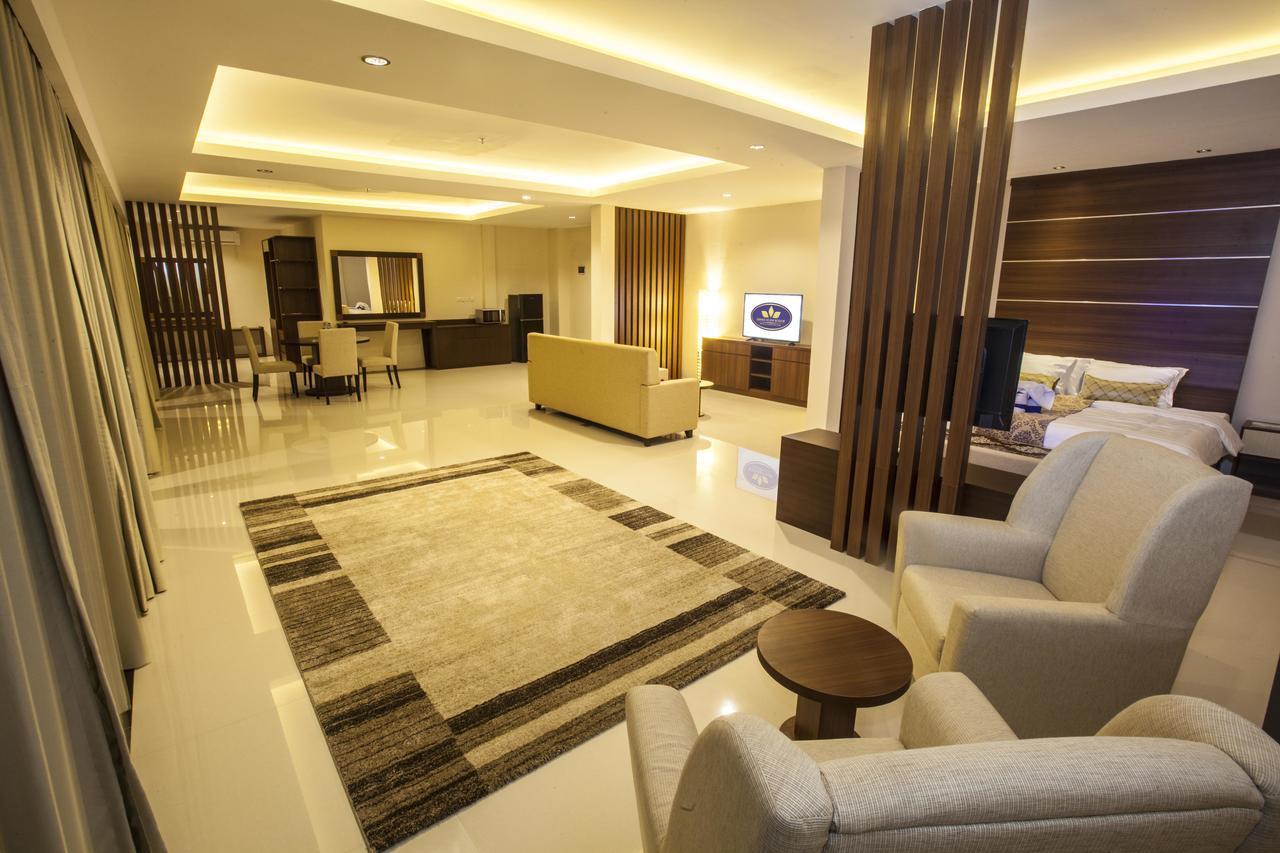 Grand Mulya Hotel Bogor Exteriör bild